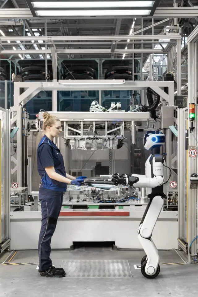 BMW arbeitet erstmals mit humanoiden Robotern in Deutschland